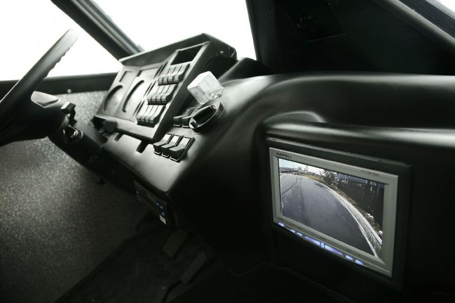  Volkswagen 9.150 ECE Armored Truck 2008 года  (фото 12 из 16)
